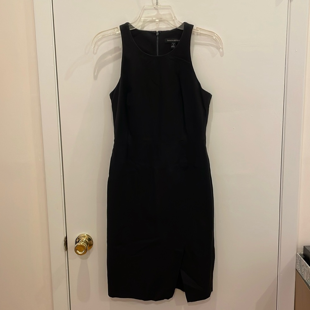 Banana Republic little black sleeveless dress size 4 Petite